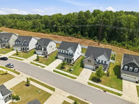 121 Highland Forest Dr Drive Fuquay Varina NC 27526