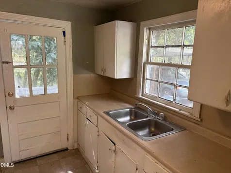 1709 Shawnee Street Durham NC 27701