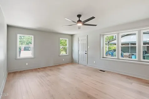 803 Roanoke Drive Cary NC 27513