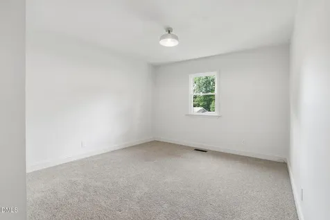 803 Roanoke Drive Cary NC 27513