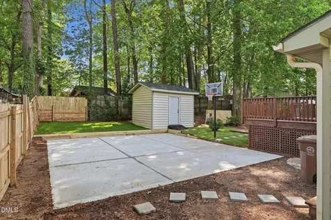 803 Roanoke Drive Cary NC 27513