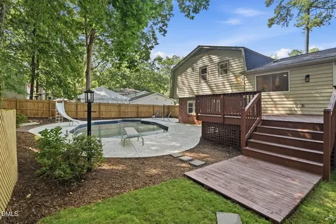 803 Roanoke Drive Cary NC 27513