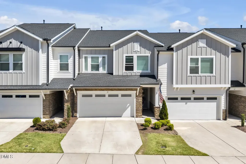 43 Balfour Run Chapel Hill NC 27516