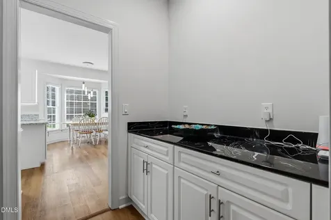 503 Cricketfield Lane Cary NC 27518