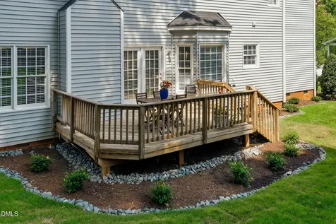 503 Cricketfield Lane Cary NC 27518