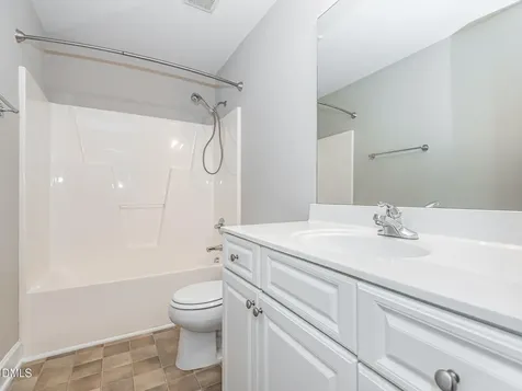 25 Shellcross Court Youngsville NC 27596