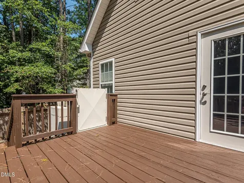 25 Shellcross Court Youngsville NC 27596