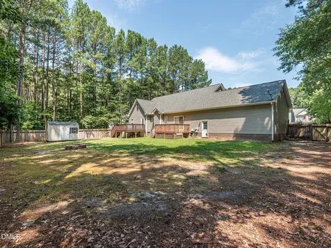 25 Shellcross Court Youngsville NC 27596