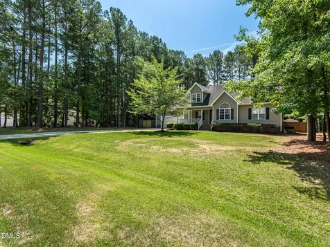 25 Shellcross Court Youngsville NC 27596