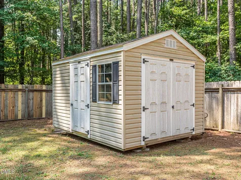25 Shellcross Court Youngsville NC 27596