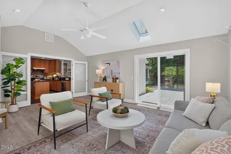 6716 Glen Forrest Drive Chapel Hill NC 27517