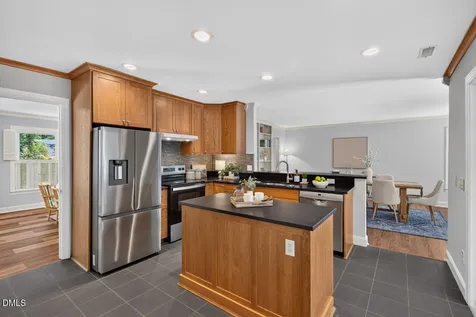 6716 Glen Forrest Drive Chapel Hill NC 27517