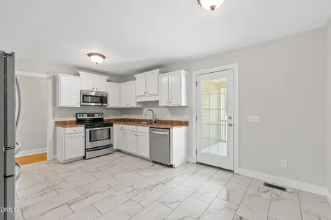 585 Cokesbury Park Lane Fuquay Varina NC 27526