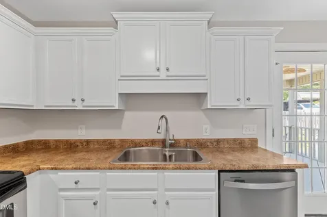 585 Cokesbury Park Lane Fuquay Varina NC 27526