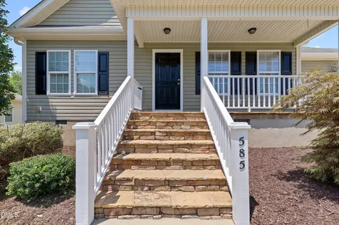 585 Cokesbury Park Lane Fuquay Varina NC 27526