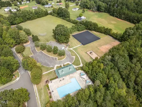121 Walter Hagen Drive Mebane NC 27302