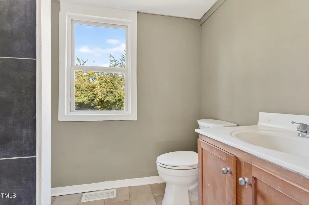 1208 Red Hill Church Road Dunn NC 28334