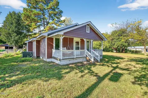 1208 Red Hill Church Road Dunn NC 28334