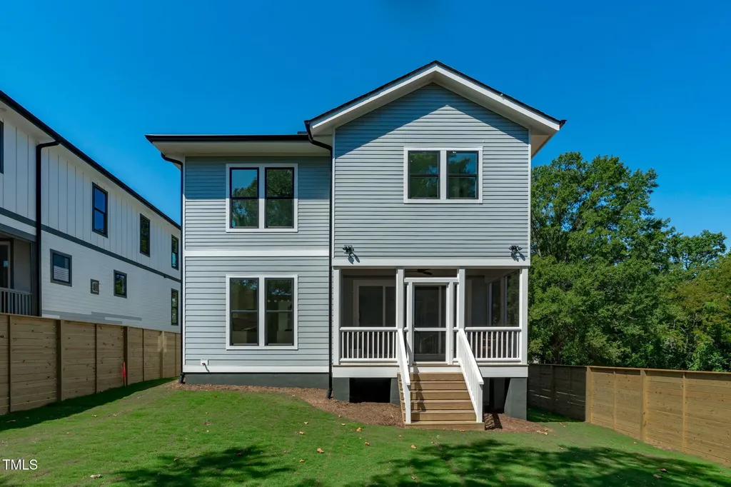 1016 Addison Place Raleigh NC 27610