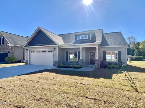 104 Kingston Circle Goldsboro NC 27530