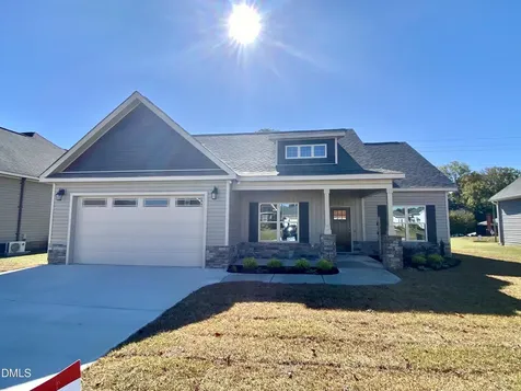 104 Kingston Circle Goldsboro NC 27530