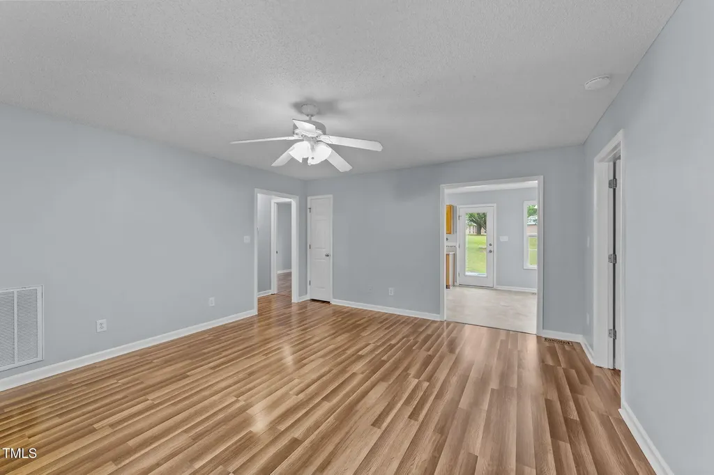 1029 Cove Circle Clayton NC 27520