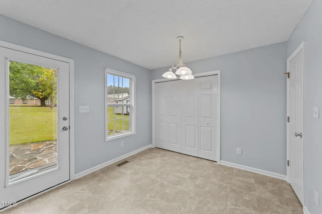 1029 Cove Circle Clayton NC 27520