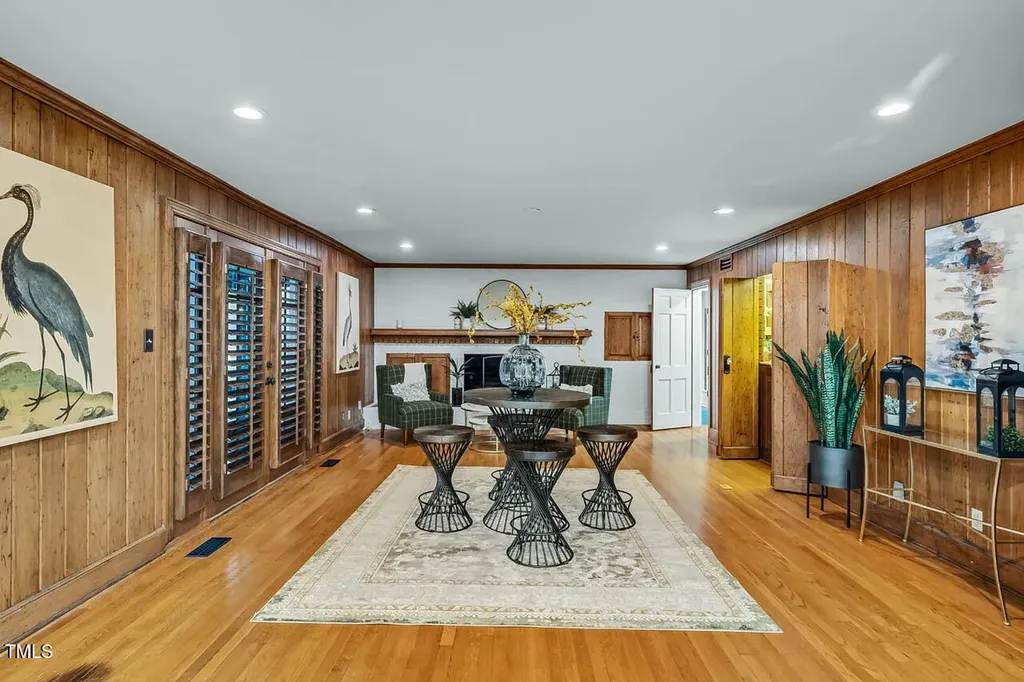 52 Dogwood Acres Drive Chapel Hill NC 27516