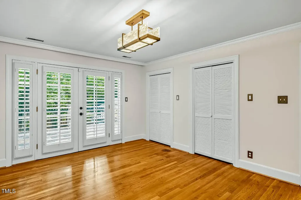 52 Dogwood Acres Drive Chapel Hill NC 27516