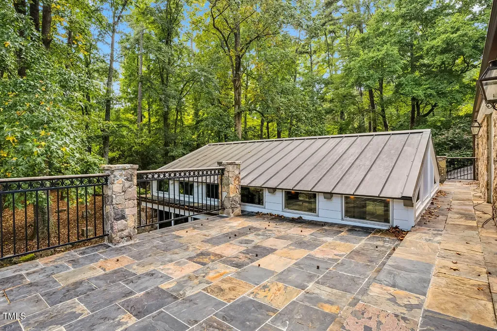 52 Dogwood Acres Drive Chapel Hill NC 27516