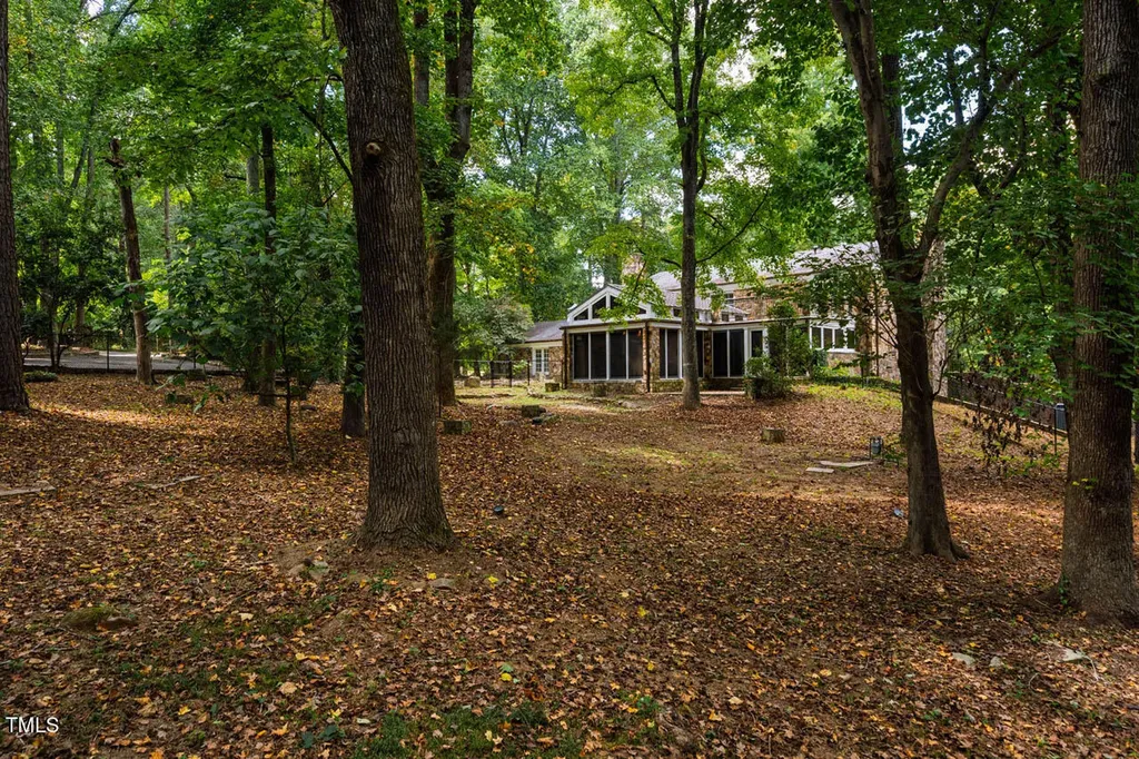 52 Dogwood Acres Drive Chapel Hill NC 27516