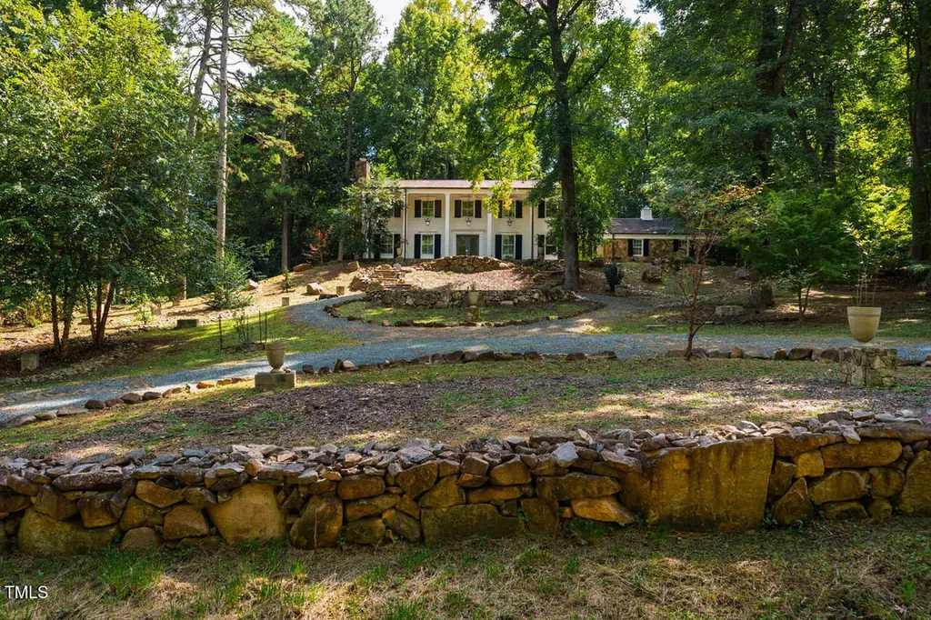 52 Dogwood Acres Drive Chapel Hill NC 27516