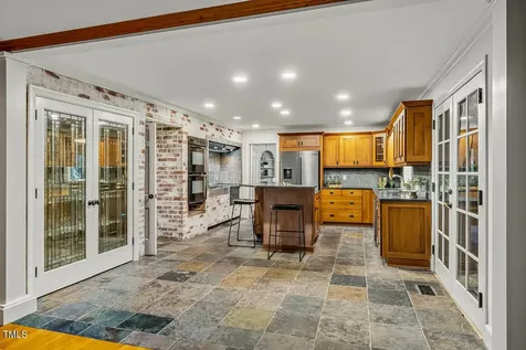 52 Dogwood Acres Drive Chapel Hill NC 27516