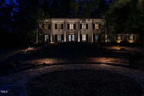 52 Dogwood Acres Drive Chapel Hill NC 27516