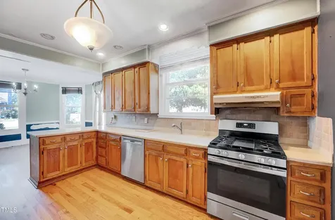 300 E 2nd Street Kenly NC 27542