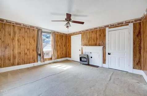 300 E 2nd Street Kenly NC 27542