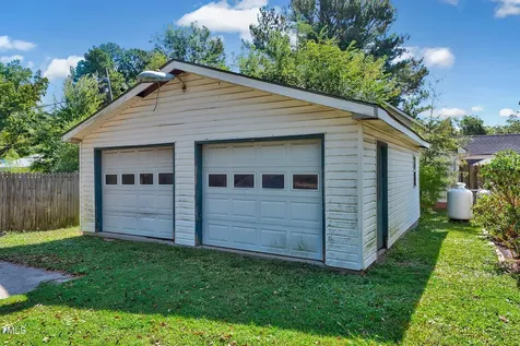 300 E 2nd Street Kenly NC 27542
