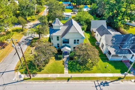 300 E 2nd Street Kenly NC 27542