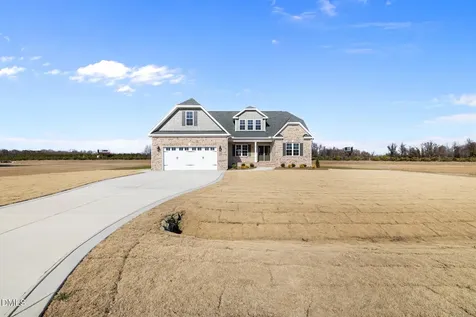 207 Stonewood Drive Goldsboro NC 27530