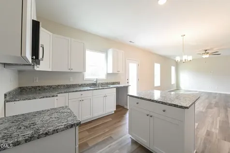 145 Hookbill Lane Lillington NC 27546