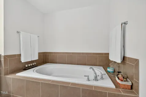 127 Willow View Lane Apex NC 27539