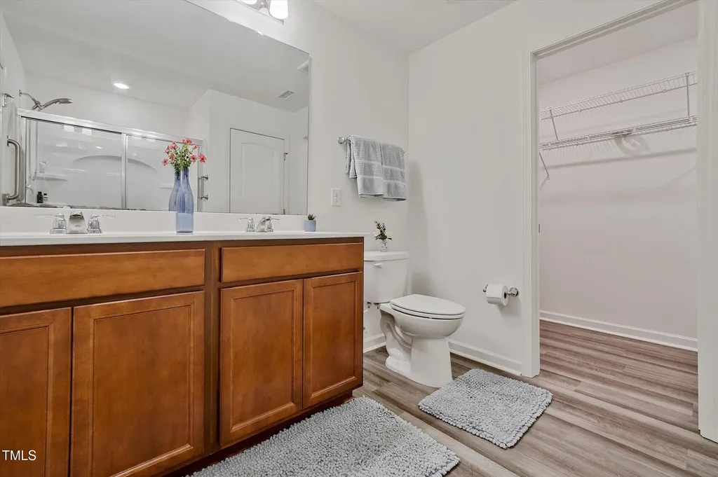 128 Willow Grove Lane Fuquay Varina NC 27526