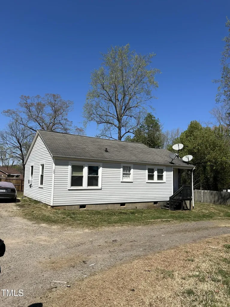 303 37th Street SW Hickory NC 28602