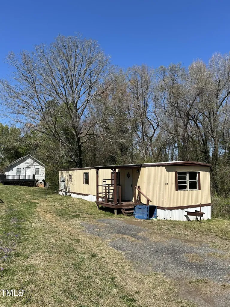303 37th Street SW Hickory NC 28602