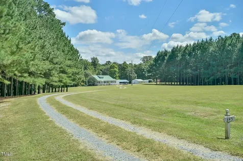 345 Rays Drive Apex NC 27523