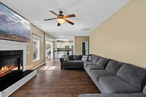 174 Silverthorne Drive Sanford NC 27332