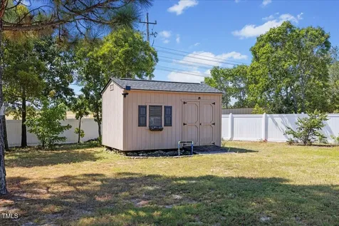 174 Silverthorne Drive Sanford NC 27332