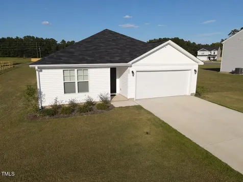 195 Presley Street Raeford NC 28376