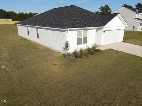 195 Presley Street Raeford NC 28376
