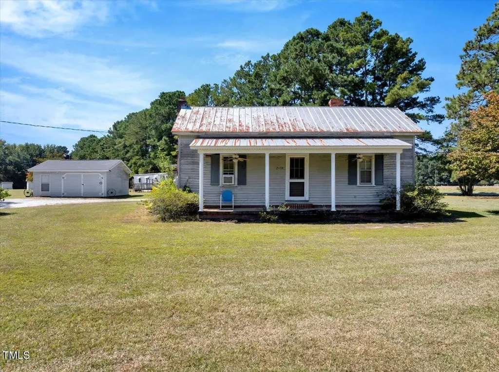 2172 Amelia Church Road Clayton NC 27520